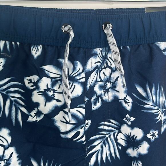 Boys Hurley Swim Trunks Size Medium - Picture 3 of 7